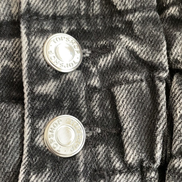 TopShop Black Denim Skirt - Picture 4 of 6